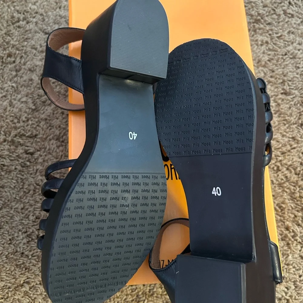 Miz Mooz brand new